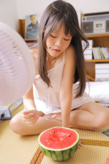 一面亲着一面膜下奶韩剧放下